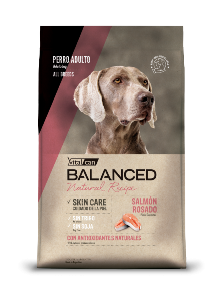VitalCan - Сухой корм для взрослых собак с розовым лососем (Balanced Adult Natural Recipe)